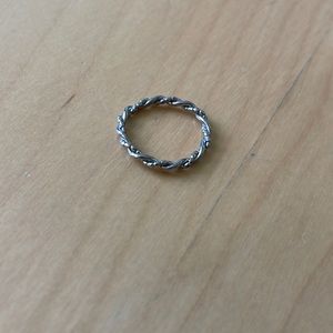 Silver rope ring. Size 4 1/2
